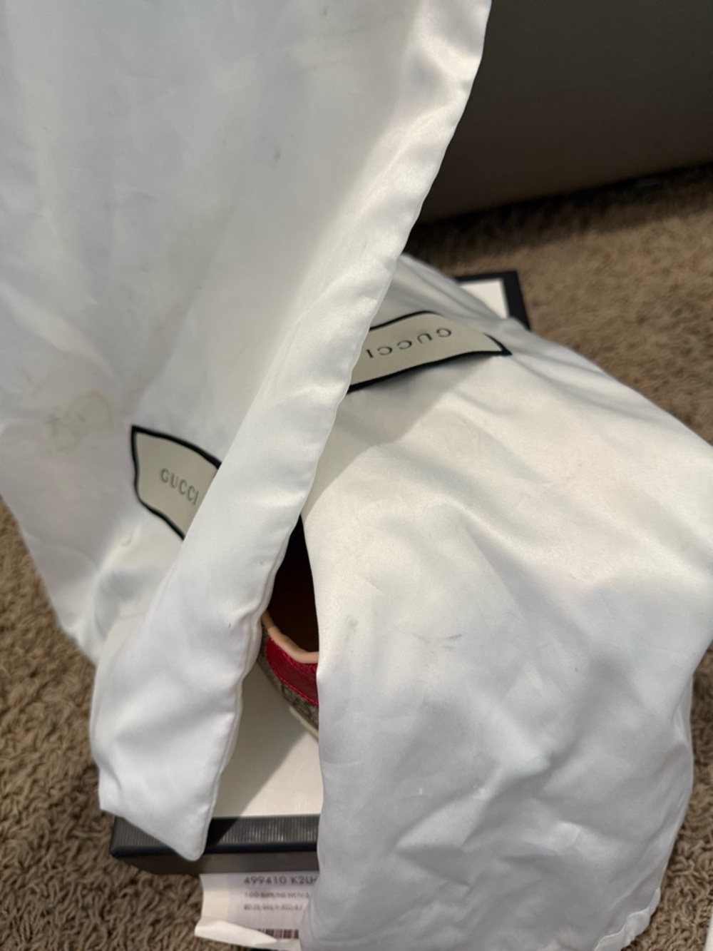 Gucci Beige GG Supreme Canvas Sneaker with Navy-Red Web - Picture 4 of 4